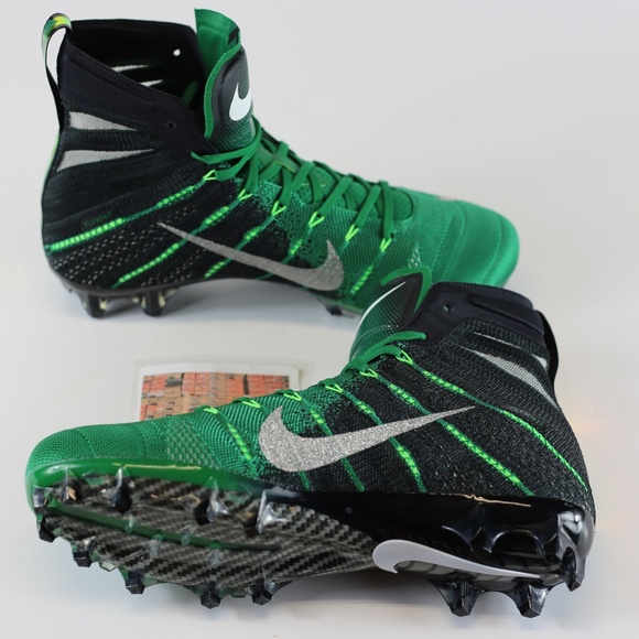 Nike Vapor Untouchable 3 Elite Football Cleats - Picture 4 of 8